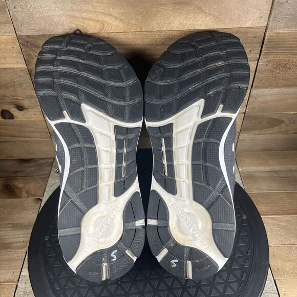 UNDER ARMOUR Charged Escape 3 Women’s Size 9 Black Gray Running Shoes Lace Up - Picture 9 of 10